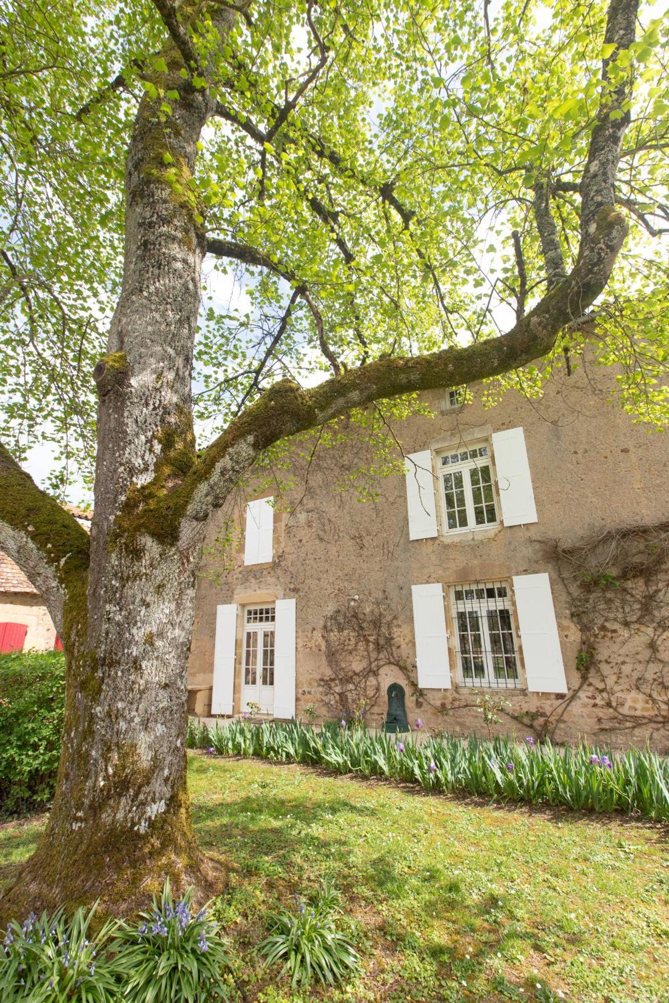 Le Clos Du Gue Pressac Bagian luar foto