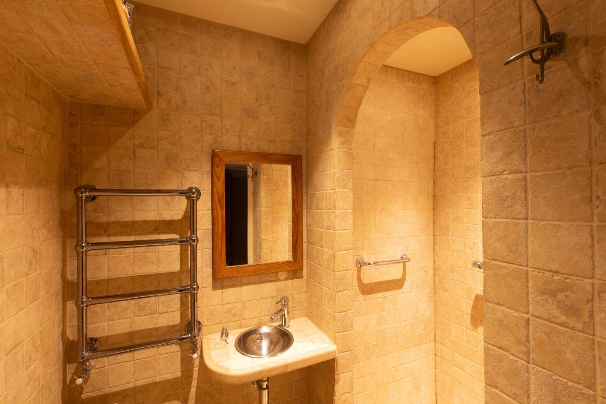 Le Clos Du Gue Pressac Bagian luar foto