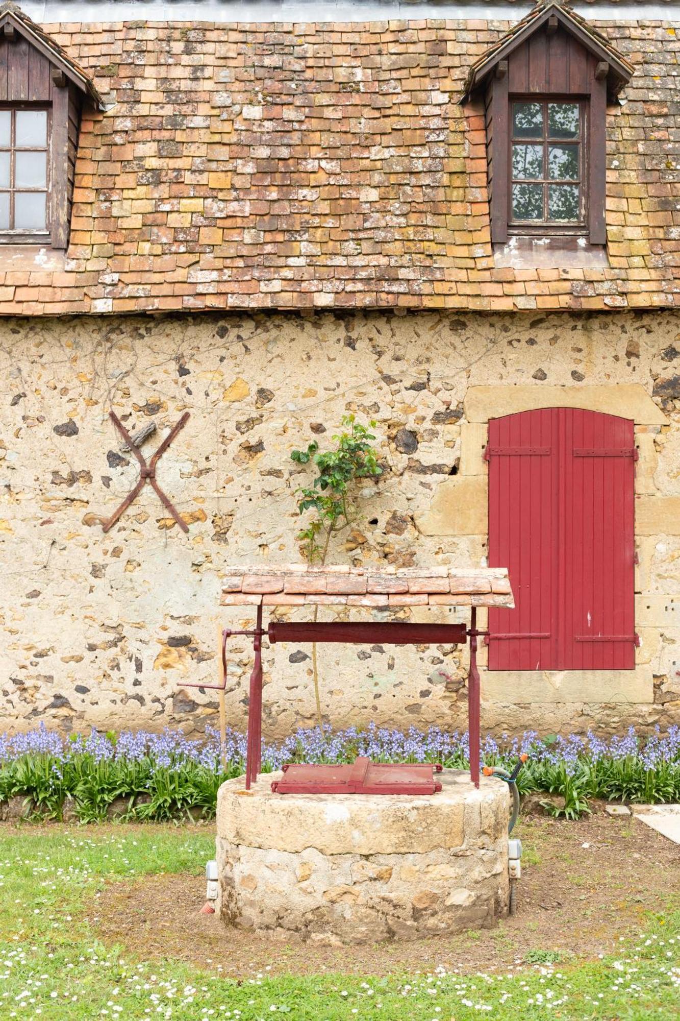 Le Clos Du Gue Pressac Bagian luar foto